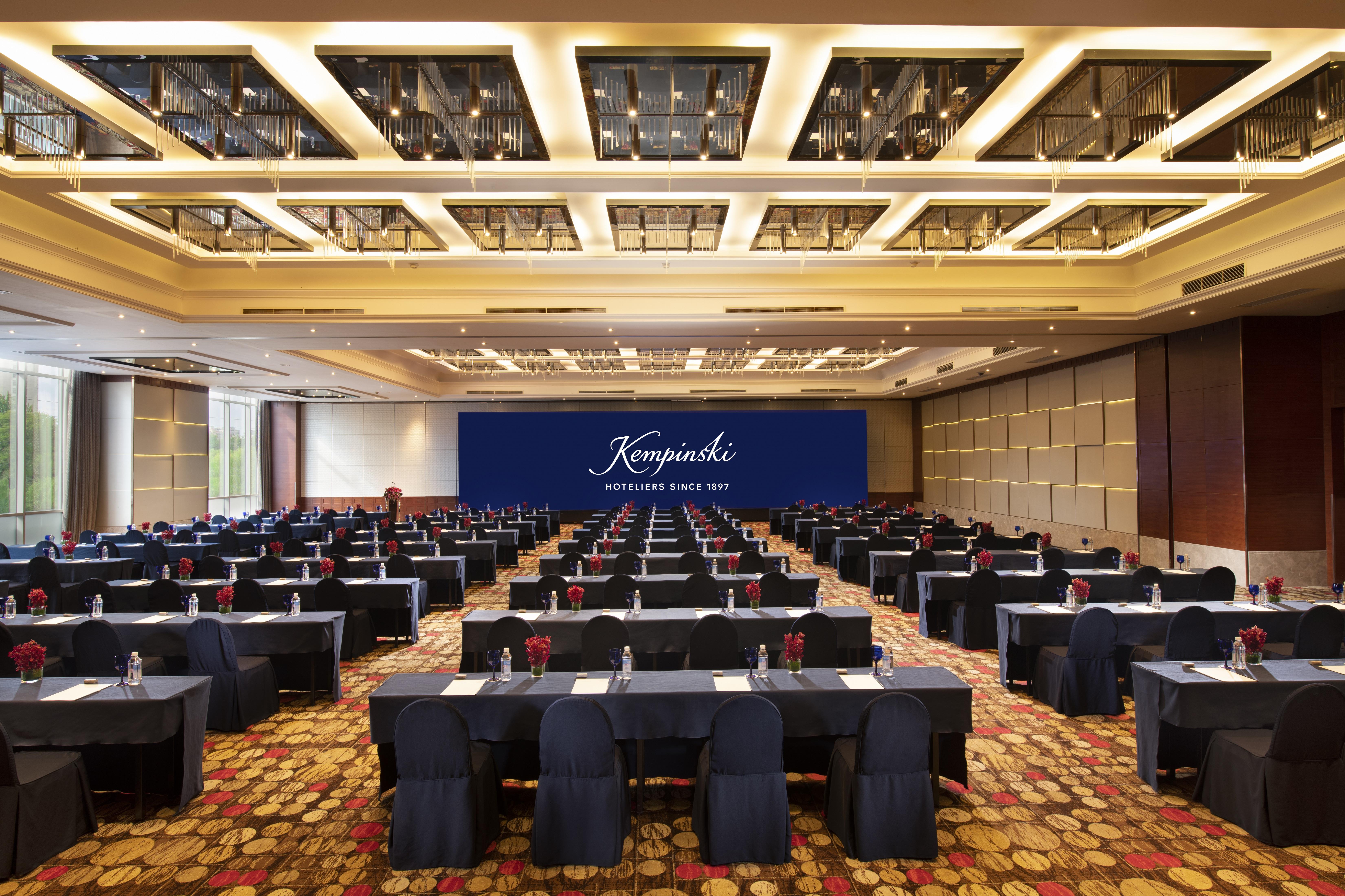 Kempinski Hotel Beijing Yansha Center Екстериор снимка