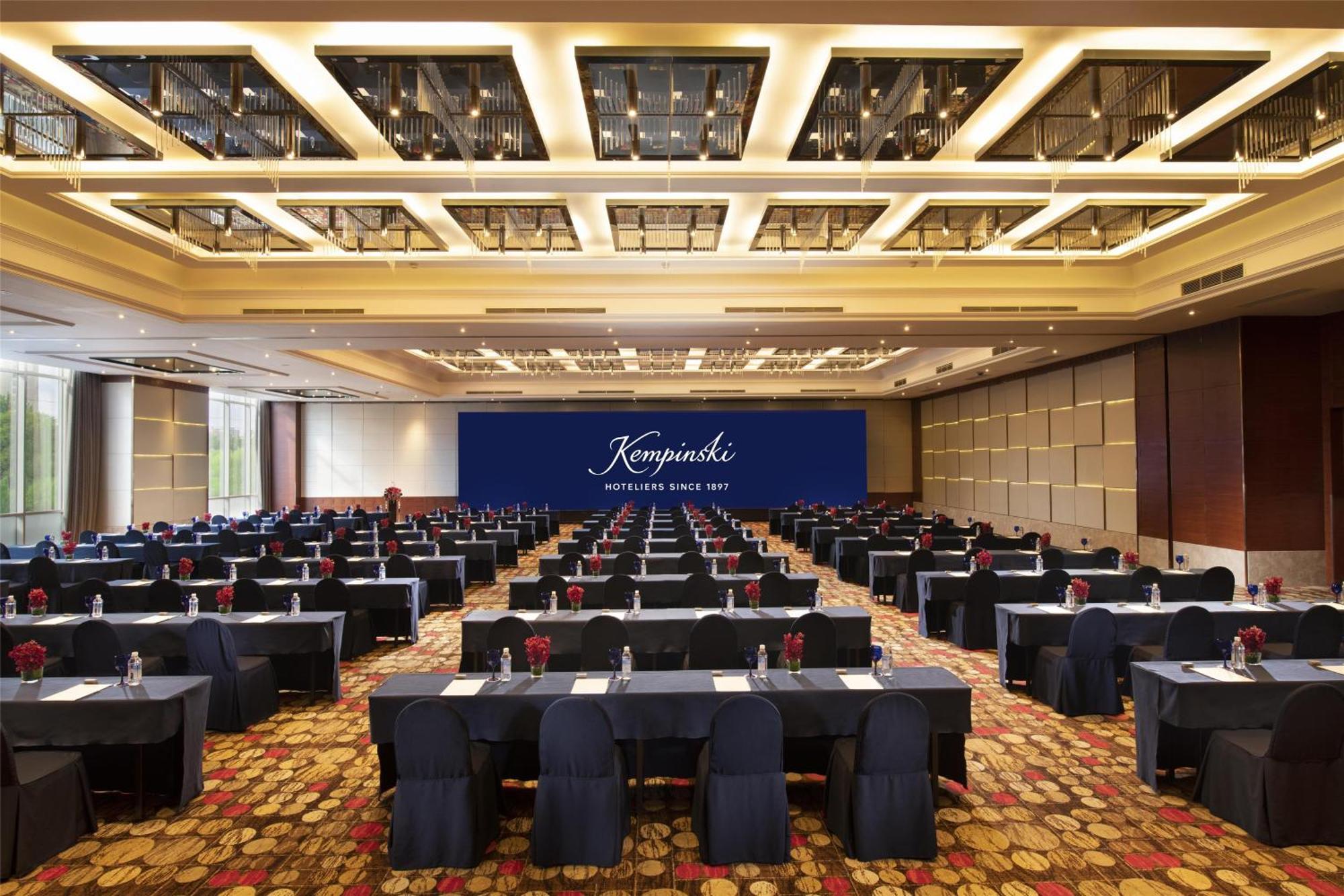Kempinski Hotel Beijing Yansha Center Екстериор снимка