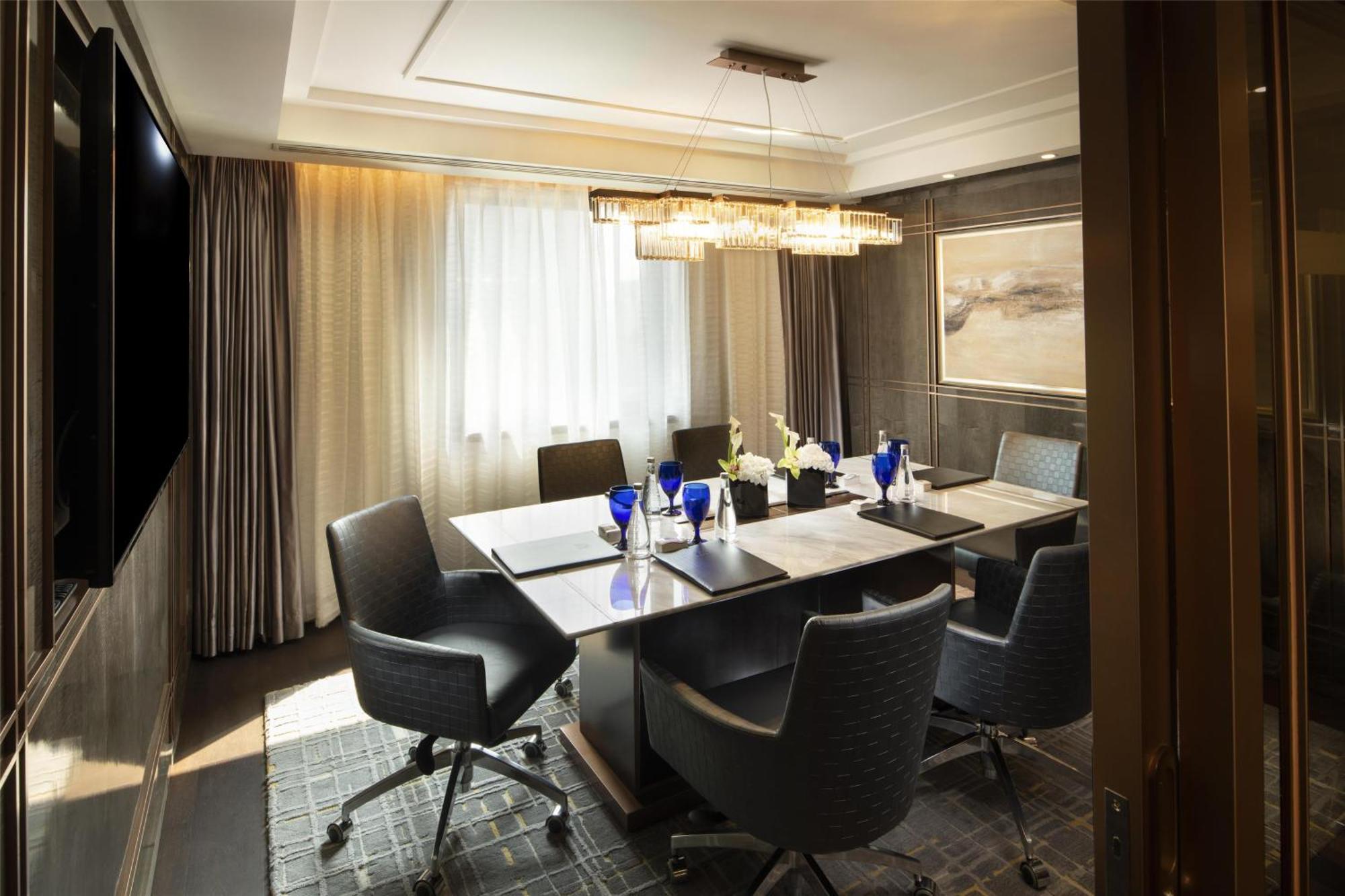 Kempinski Hotel Beijing Yansha Center Екстериор снимка