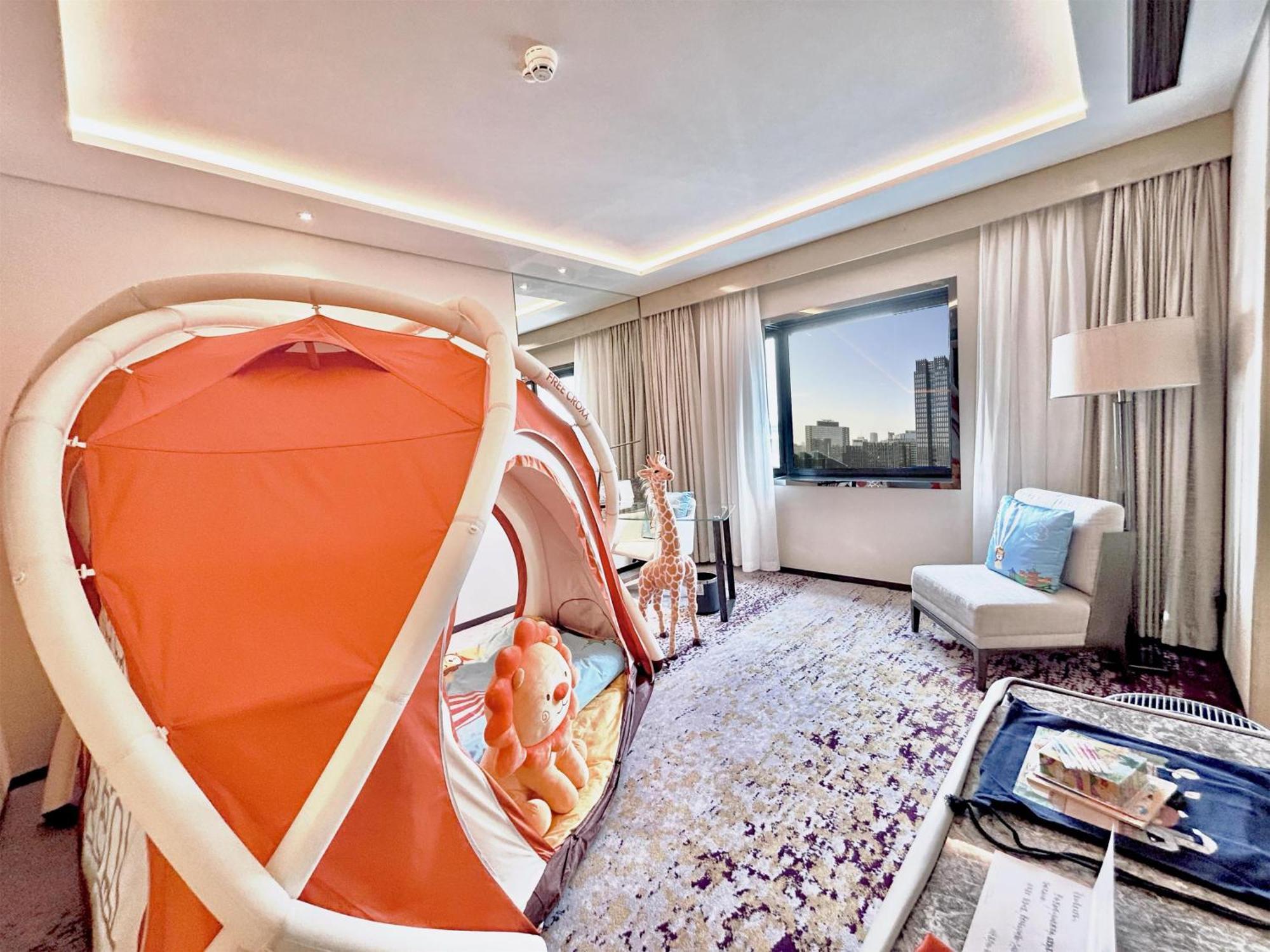 Kempinski Hotel Beijing Yansha Center Екстериор снимка